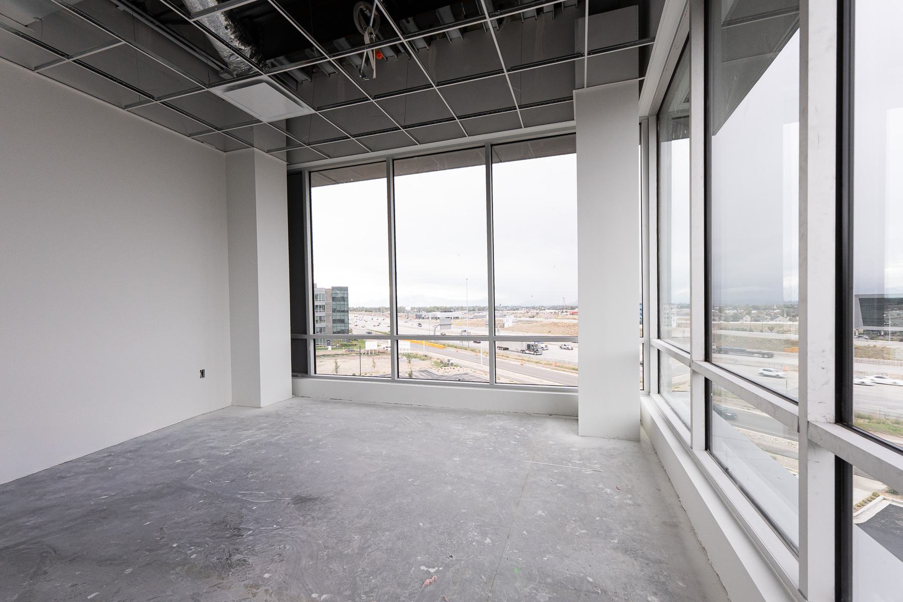 Corner office with windows on two sides